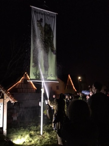 Hissen und Weihe der Moorgeischder-Narrenfahne bei Nacht, 2018